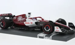 Minichamps Alfa Romeo C42, Formel 1, GP Bahrain, 2022, Alfa Romeo F1 Team Orlen, Orlen, #77, V.Bottas, 1:18, Sale