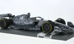 Minichamps Alfa Romeo C42, Formel 1, Test Barcelona, 2022, Alfa Romeo F1 Team Orlen, #77, V.Bottas, 1:18, Clearance
