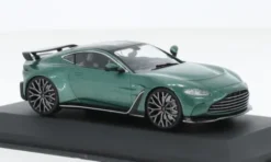 Solido Aston Martin Vantage V12, grün, 1:43,