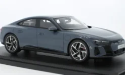 GT Spirit Audi e-Tron GT, grau, 2021, 1:18, Online