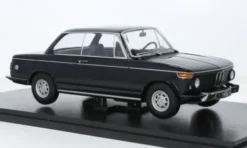 KK Scale BMW 1502, dunkelblau, 1974, 1:18,
