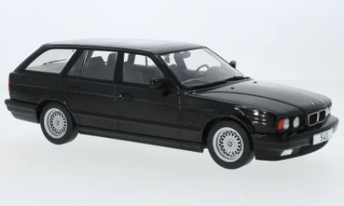 MCG BMW 5er (E34) Touring, schwarz, 1991, 1:18, Online