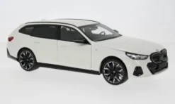 Minichamps BMW i5 M60, weiss, 2024, 1:18, Outlet
