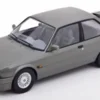 KK Scale BMW 320iS (E30), grau, 1989, 1:18, Outlet