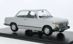 KK Scale BMW 2002 ti, silber, 1971, 1:18, Clearance