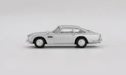 Mini GT BMW Z8, silber/schwarz, 1999, 1:64, Discount