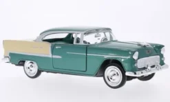 Motormax Chevrolet Bel Air Hardtop, grün/beige, 1955, 1:24, Sale