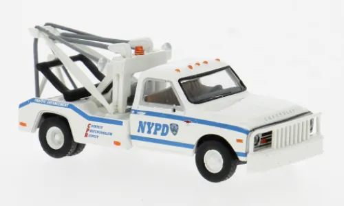 Brekina Chevrolet C 30 Abschleppwagen, 1968, NYPD, 1:87, Online