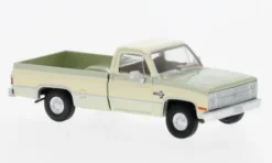 Brekina Chevrolet C 10, hellgrün/hellbeige, 1982, 1:87, Outlet