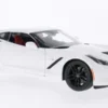 Maisto Chevrolet Corvette Stingray Z51 (C7), weiss, 2014, 1:18,