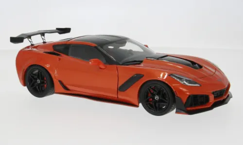 IXO America Chevrolet Corvette ZR1, orange/schwarz, 2019, 1:18, Sale