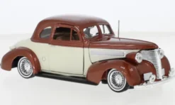 Motormax Chevrolet Coupe, braun/beige, 1939, 1:24, Discount