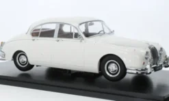 KK Scale Daimler 250 V8, weiss, 1962, 1:18, New