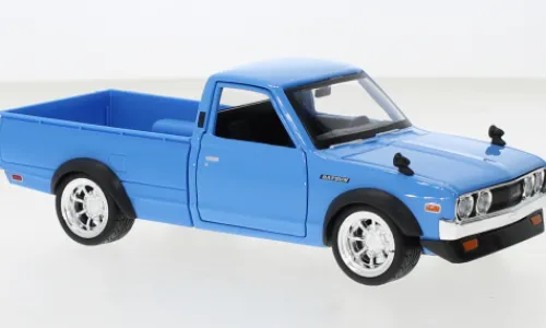Maisto Datsun 620 Pick Up, hellblau, 1973, 1:24, Outlet