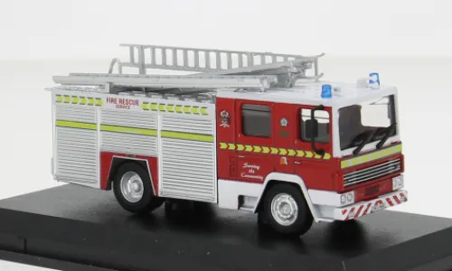 Oxford Dennis RS, rot, South Yorkshire Fire & Rescue Service, 1:76,