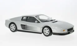 KK Scale Ferrari Testarossa, hellgrau, 1986, 1:18, Sale