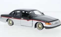 Motormax Ford Crown Victoria, dunkelgrau/silber, 1993, 1:24, Clearance