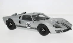 Shelby Collectibles Ford GT40 MkII, silber, 1966, 1:18, Clearance