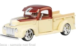 Motormax Ford "Jailbar", hellgelb/bronze, 1942, 1:24, New