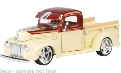 Motormax Ford "Jailbar", hellgelb/bronze, 1942, 1:24, New