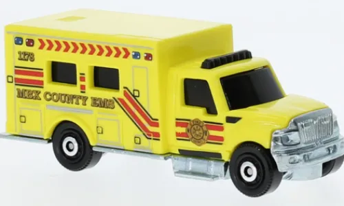Matchbox International Workstar Ambulance, 1:64, Hot