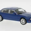 IXO Jaguar XJ8 (X308), blau, 1998, 1:43,
