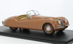 Cult Scale Models Jaguar XK120 OTS, hellbraun, 1948, 1:18, Hot