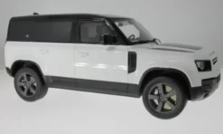 GT Spirit Land Rover Defender 110 P400X, weiss, 2021, 1:12, Hot