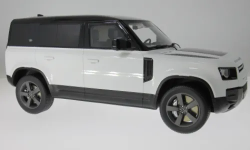 GT Spirit Land Rover Defender 110 P400X, weiss, 2021, 1:12, Hot