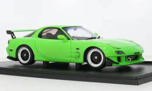 Solido Mazda RX7 (FD3RS), hellgrün, 1994, 1:18, Best