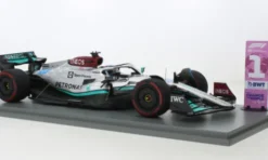 Spark Mercedes AMG W13 E Performance, Formel 1, GP Brasilien, 2022, Mercedes AMG Petronas Formula One Team, Petronas, #63, G.Russell, 1:18, Outlet