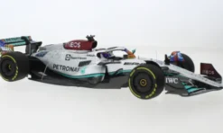 Minichamps Mercedes AMG W13 E Performance, Formel 1, GP Miami, 2022, Mercedes AMG Petronas Formula One Team, Petronas, #63, G.Russell, 1:18, Clearance