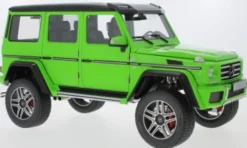 AUTOart Mercedes G-Klasse G500 4x4, grün, 2016, 1:18, New