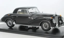 KK Scale Mercedes 300 SC (W188) Coupe, schwarz, 1955, 1:18, Hot