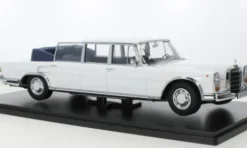 KK Scale Mercedes 600 (W100) Landaulet, weiss/blau, 1964, 1:18, Hot