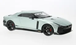AUTOart Nissan GT-R50 by Italdesign, hellgrün/schwarz, 1:18, Outlet