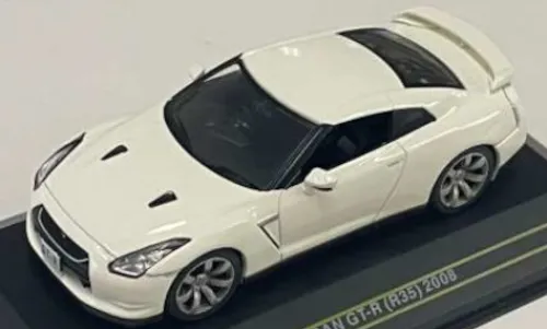 First 43 Models Nissan GT-R (R35), weiss, 2008, 1:43, New