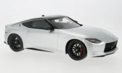 Top Speed Nissan Z Performance, silber, 2023, 1:18, Outlet