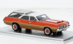 Kess Oldsmobile Vista Cruiser 442, rot/Holzoptik, 1972, 1:43, Sale