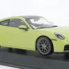 Minichamps Porsche 911 (992.2) Carrera Coupe, gelb, 2024, 1:18, New