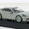Minichamps Porsche 911 (992) GT3 Touring, hellgrau, 2021, 1:43, Hot