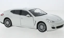 Welly Porsche Panamera S, weiss, 1:24, Sale