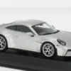 Minichamps Porsche 911 (992) S/T, silber, 2023, 1:43,
