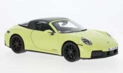 Maisto Porsche 911 (992.2) Targa 4 GTS Hybrid, hellgelb, 2025, 1:18, Hot