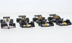 Bburago Red Bull 4er Set: Red Bull Racing Formula 1, Formel 1, Oracle Red Bull Racing, Red Bull, 1:43, Outlet