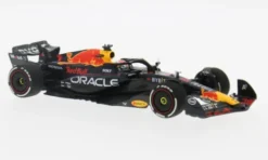 Minichamps Red Bull RB19, Formel 1, GP Ungarn, 2023, Oracle Red Bull Racing, Red Bull, #1, M.Verstappen, 1:43, Outlet