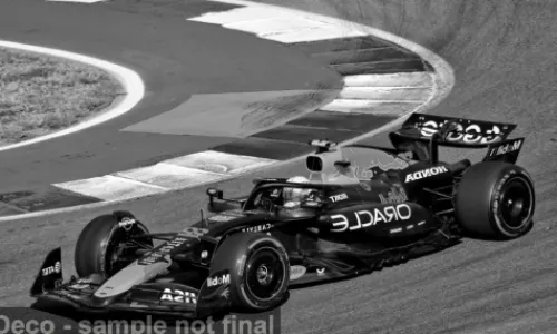 Minichamps Red Bull RB21, Formel 1, GP USA, 2025, Oracle Red Bull Racing, #22, Y.Tsunoda, 1:43, Hot