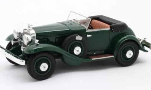 Matrix Stutz DV32 Super Bearcat, dunkelgrün, 1932, 1:43,
