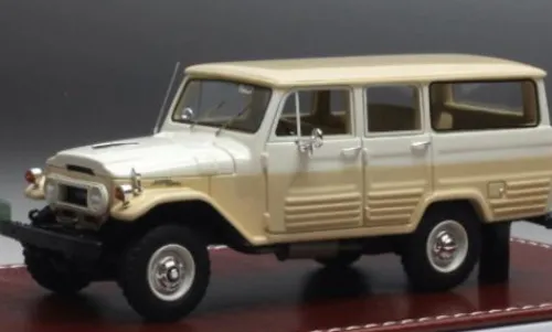 GIM - Great Iconic Models Toyota FJ45LV Land Cruiser, weiss/beige, 1963, 1:43, Online