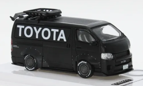 Tarmac Works Toyota Hiace Widebody, schwarz, 1:64,